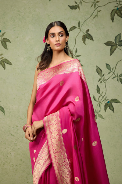 Chand buta pink Banarasi Saree